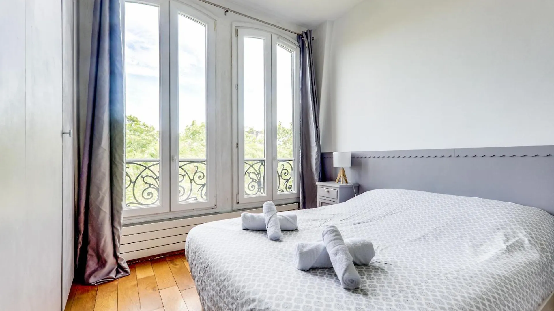 Elegant Quartier Paisible Daire Paris